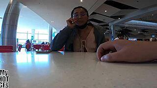 Stunning Venezuelan Girlfriend Convinces Me for a Hot Porn Chance!
