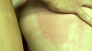 嘿，Marilyn Sugar，那个巨大鸡巴如何支配你的大屁股？