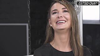 意大利美女Freya Dee被大鸡巴Christian Clay肛交到极限